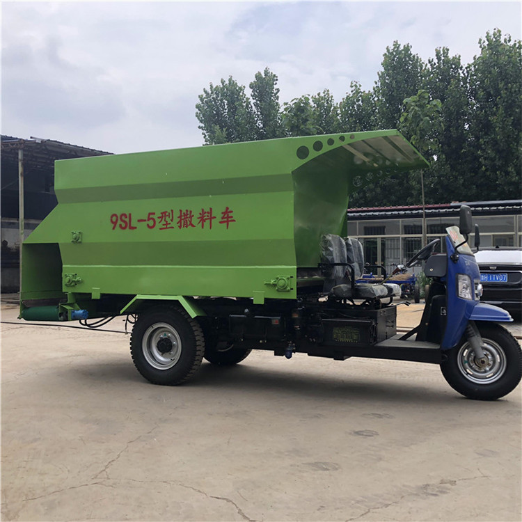 定做撒料车 营口 定做喂料车