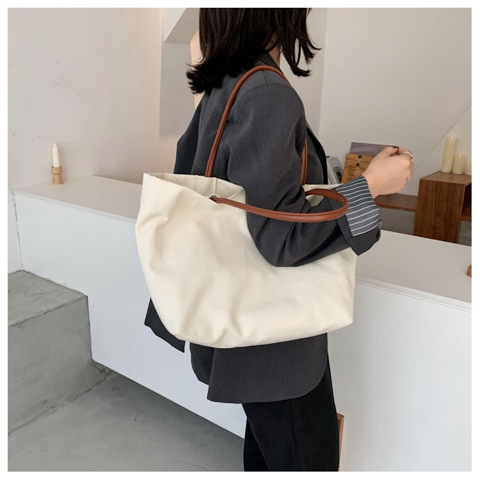 New Large-capacity Women's New Trendy Fashion All-match Shoulder Portable Tote Bag display picture 42