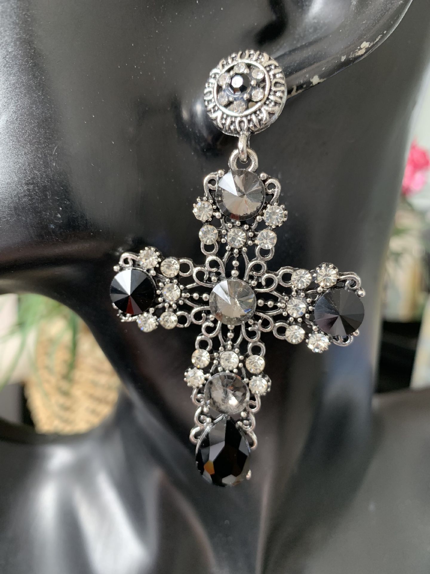 Cross Diamond Earrings Wholesales Yiwu Suppliers China display picture 2