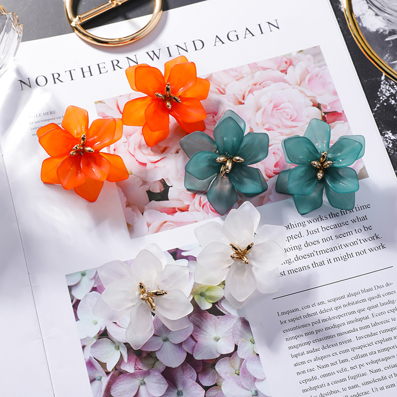 Korean Baroque Super Fairy Retro Style Flower Big Earrings Fashion Wild Exaggerated Earrings Wholesale Nihaojewelry display picture 6