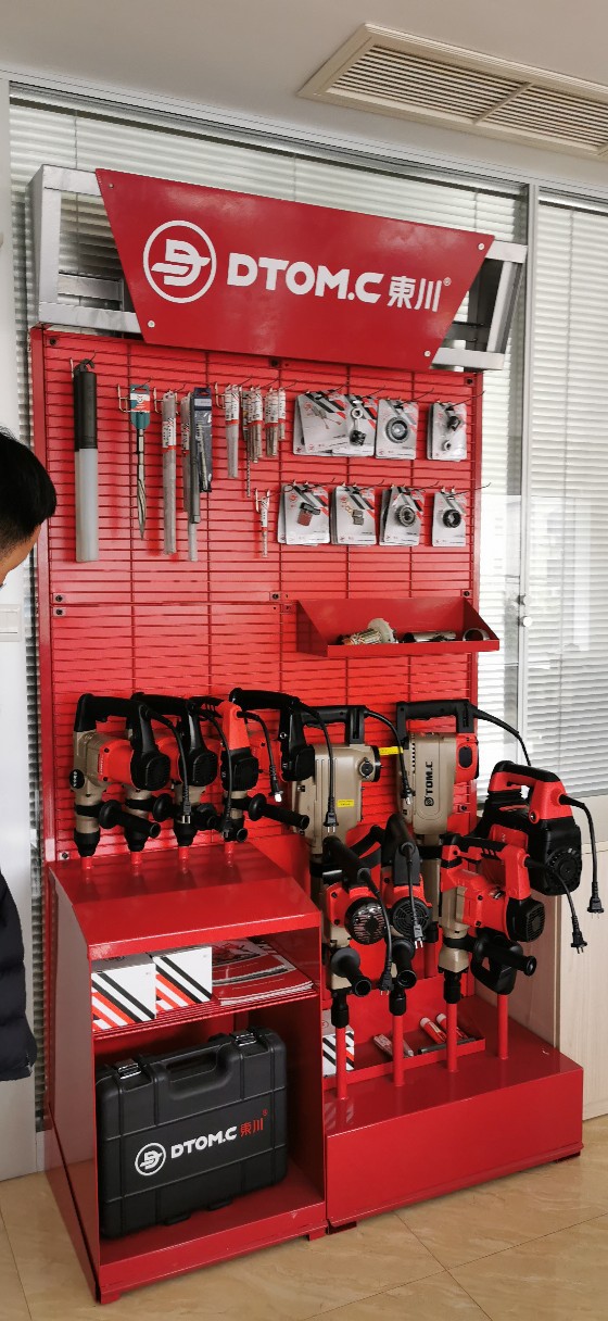 钳子和扳手：工具界的双雄