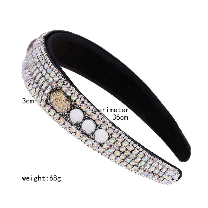 New Fashion Rhinestone Headdress Full Diamond Wide-brimmed Headband Diamond Retro Vintage Headband Wholesale display picture 2