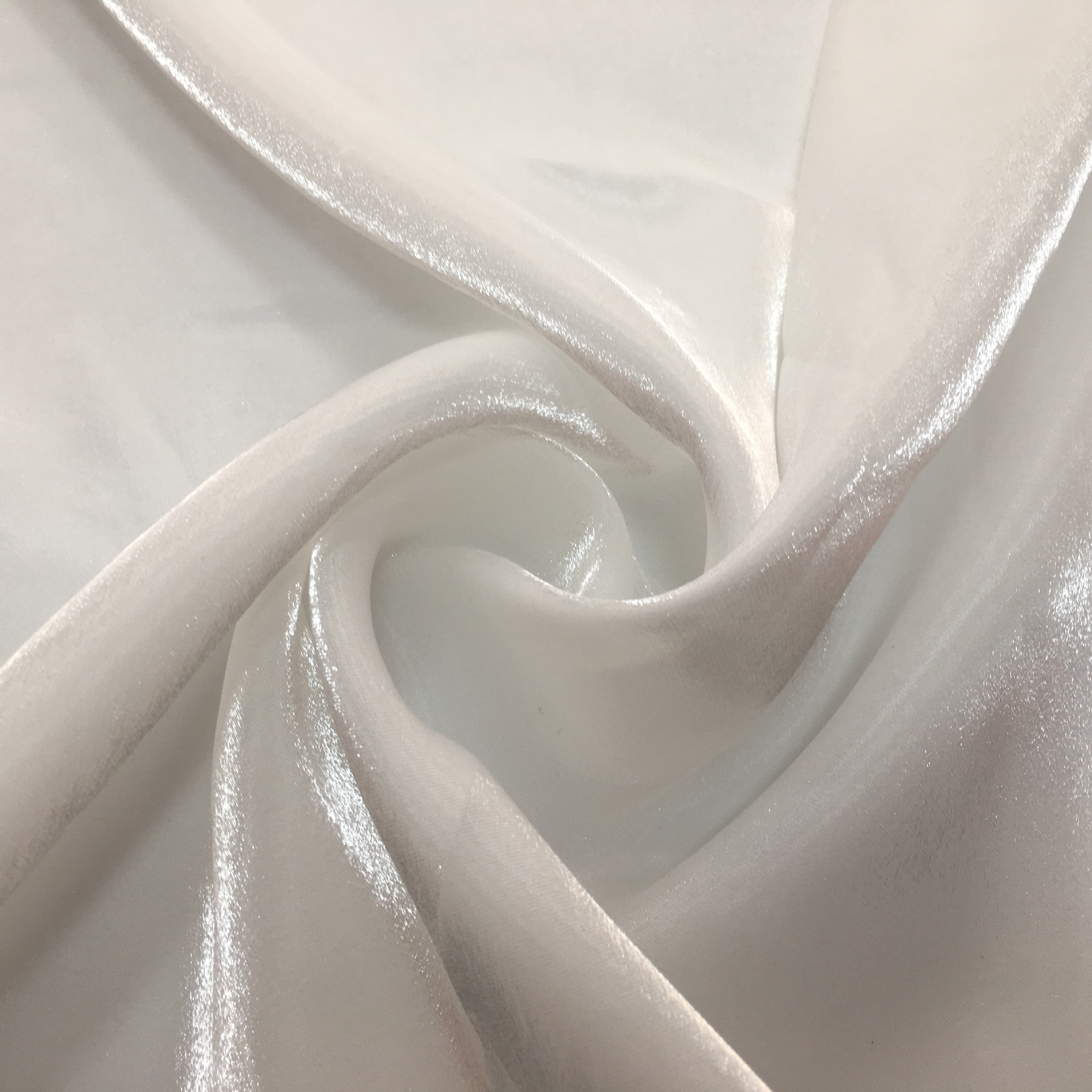 纯色亮泽轻风缎 闪光丝滑手感 时尚装饰面料 童装女装面料