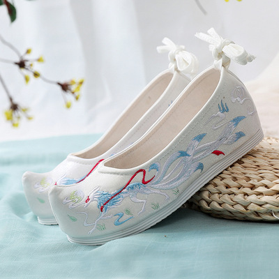 ancient chinese Hanfu shoes for women embroidered Hanfu clothing shoes cotton hemp embroidered shoes