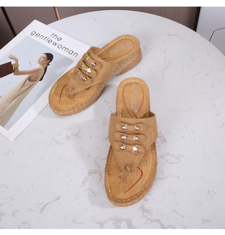 Wholesale of 2021 new style casual high-heeled sandals for women with round heads, cross-border large-sized women's sandals undefined