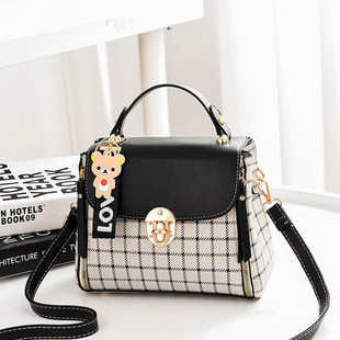 Women's Bag 2020 Spring and Summer New Style Plaid Women's Handbag Cute Pendant Shoulder Bag Crossbody Bag Factory Direct Sale