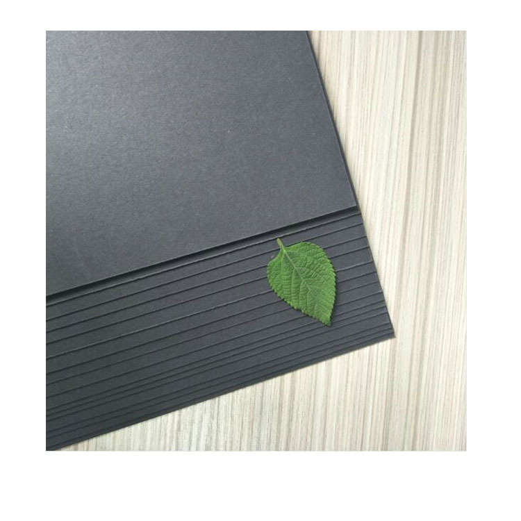 出口台湾370克 380克390克3 400克 410克 420克单透黑卡纸