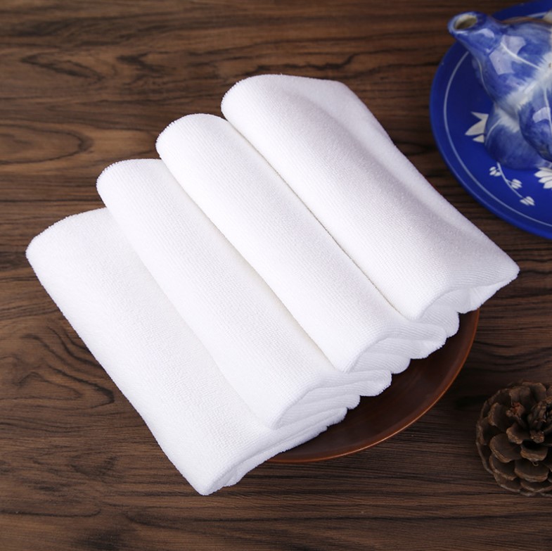 Khăn giấy trắng dùng một lần, dùng cho khách sạn, tiệm làm tóc, vệ sinh gia đình và lau ướt, lau khô.