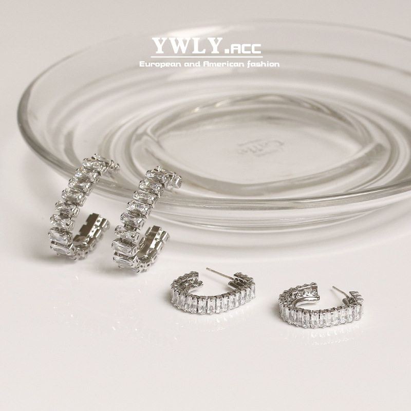 欧美时尚锆石镶嵌C形耳环女   韩国20新款小众轻奢设计感耳饰耳钉