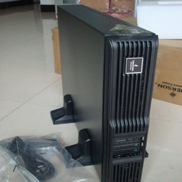 维谛/艾默生NX80KUPS不间断电源80KVA 64KW在线式UPS电源外接电池