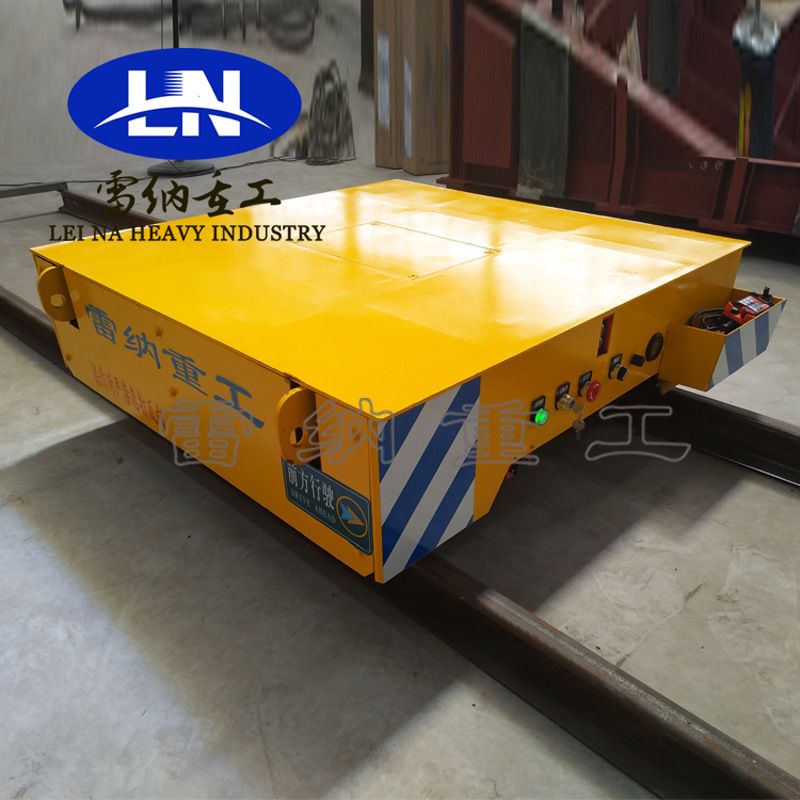 供应蓄电池电动四轮平板车搬运工厂物料运输轨道转运车地爬车