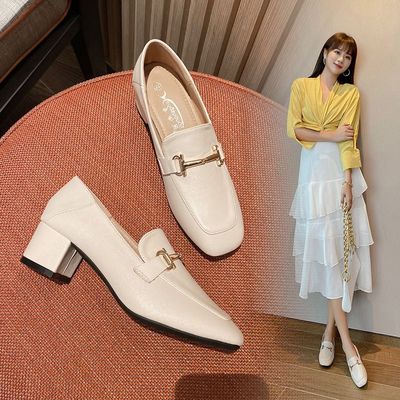 香港潮牌香港英伦风粗跟单鞋女2020年新款百搭秋季高跟鞋软皮小皮