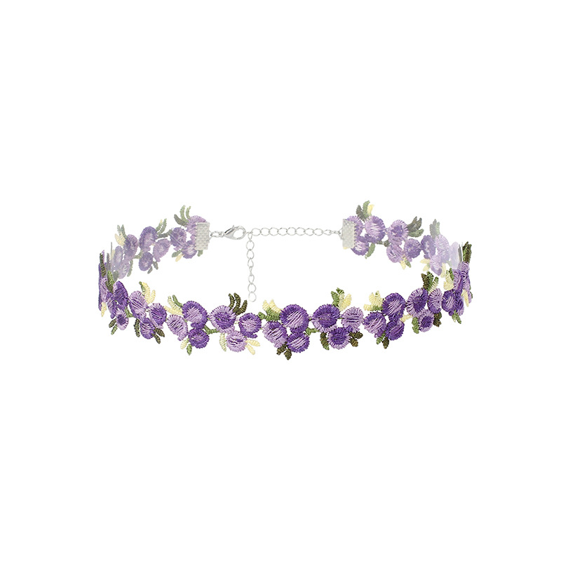 Rétro Cravate En Dentelle Collier De Fleurs Tour De Cou Collier Court Clavicule En Gros Nihaojewelry display picture 2