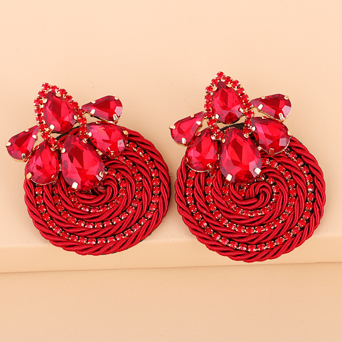 Rhinestone Geometric Round Exaggerated Earrings display picture 7