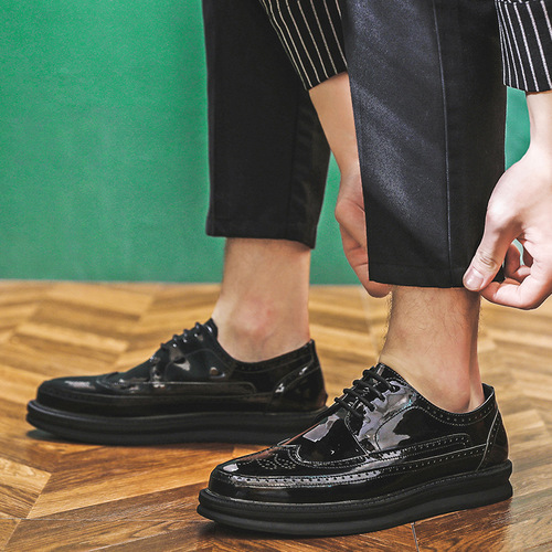 2020 New Leather Shoes Korean Fashion Retro Shoes Carved Brogue Casual Shoes Lace-Up Versatile Shoes A310-W