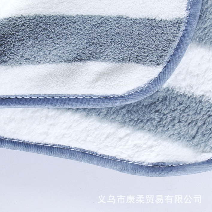 珊瑚绒竖条浴巾