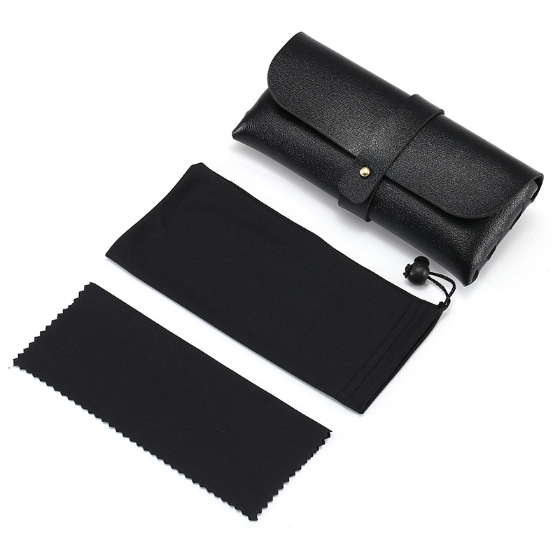 No. 3: even buckle leather bag + bag + cloth