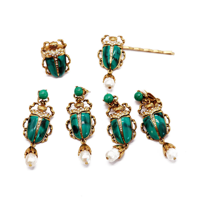 Dark Green Resin Insect Earrings display picture 1