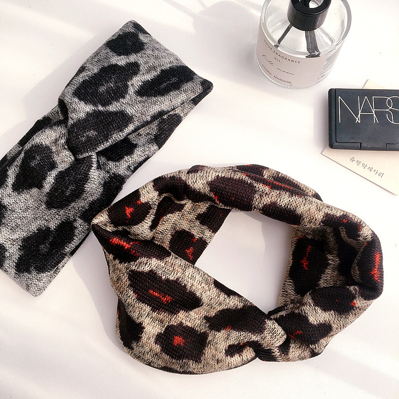 New Korean  Retro Style Simple Leopard All-match  Headband display picture 1