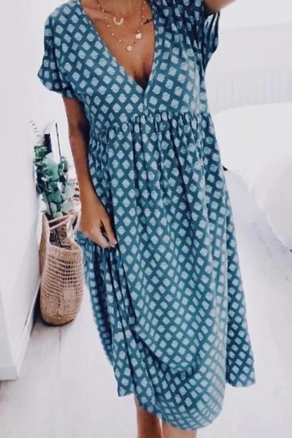 Title 1, Printed short-sleeved dress for women. Comforta...