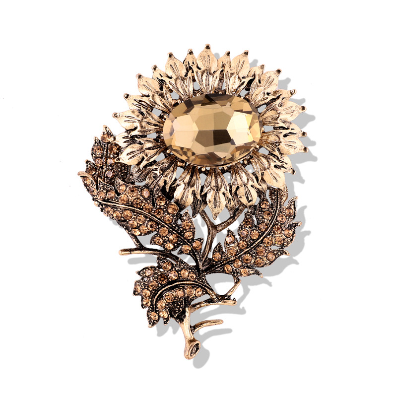 46g Weight Artificial Crystal, Rhinestones Inlay Material Brooches Classification Banquet, Party Occasion Alloy Material Sunflower Pattern Unisex Gender Plating, Inlay Design Glam, Retro, Shiny Style Glam Retro Shiny Pin Sunflower Alloy Plating Inlay Artificial Crystal Rhinestones Unisex Brooches 7
