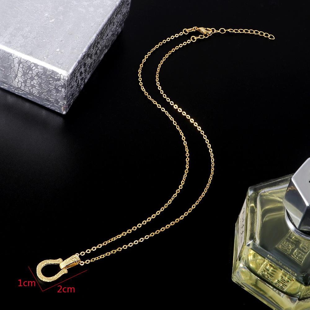 Collane Collana a ferro di cavallo a forma di U Collana placcata oro in rame goffrato, tre colori spot all'ingrosso, personalizzabile_voghion.com