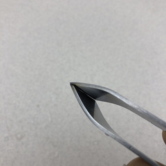 Manufacturer sells stainless steel pig hair clips, hair plucking clips, fish bone clips, diagonal clips, food clips, kitchen gadgets