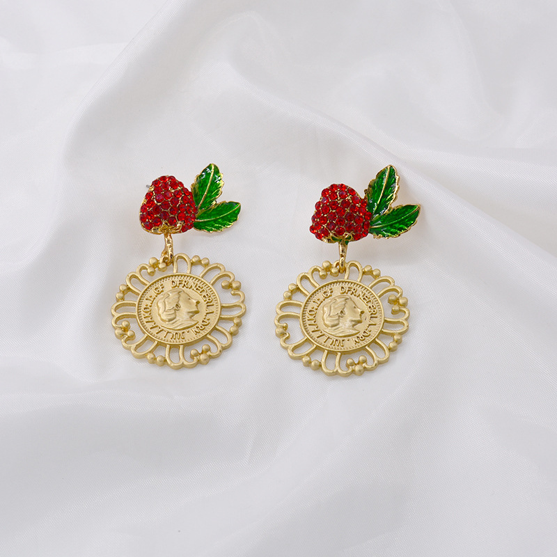 Baroque Red Cherry Strawberry Earrings New Wave Simple Coin Portrait Earrings Wholesale Nihaojewelry display picture 3