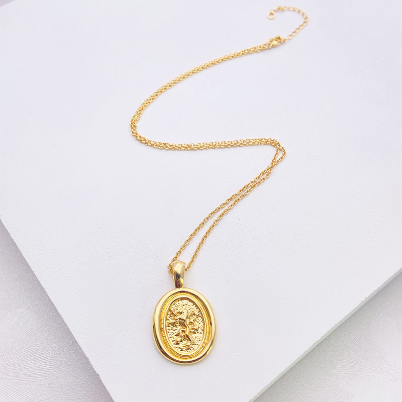 Fashion Lion Alloy Copper Plating 18k Gold Plated Women's Pendant Necklace display picture 7