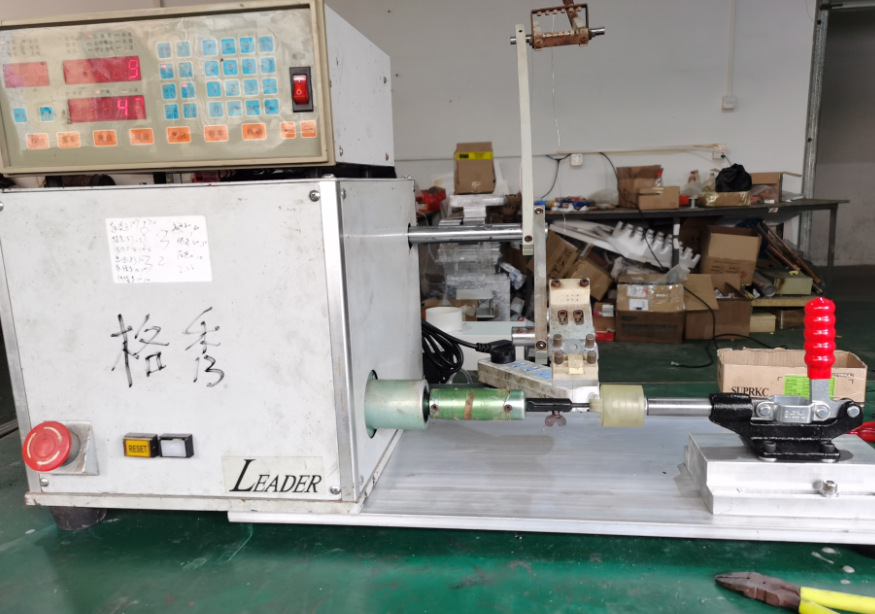 加尾座支撑磁棒线绕线机磁棒绕线机电感绕线机自动排线单轴绕线机