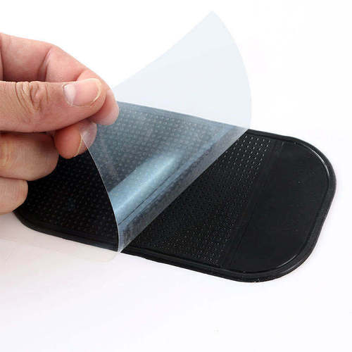 Spider car anti-slip mat manufacturer Mobile phone car anti-slip mat Perfume seat ornaments PU anti-slip mat 13x7