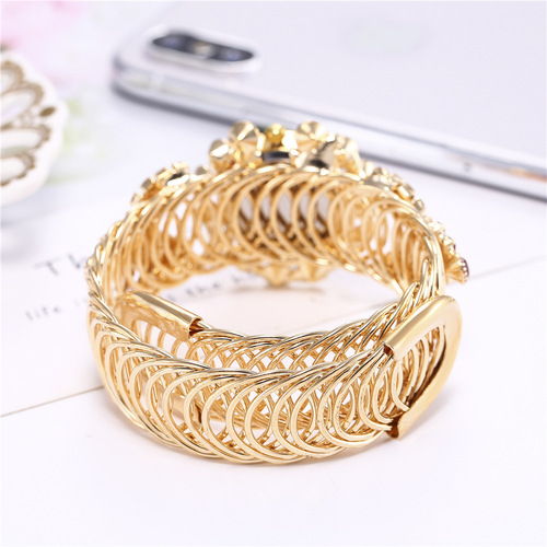 HOT TREND Diamond-Encrusted Claw Chain Colorful Women's Watch Korean Style Fashion Student Bracelet Watch