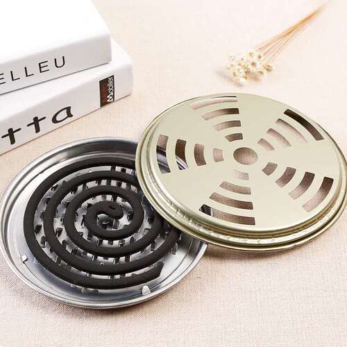 Summer household large nail mosquito coil tray with lid mosquito coil holder portable sawtooth mosquito coil box 2 yuan street stall night market wholesale