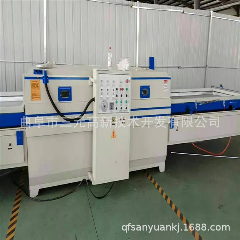 山东机械曲面覆膜机机械 优惠促销 三元真空覆膜机 PVC覆膜机