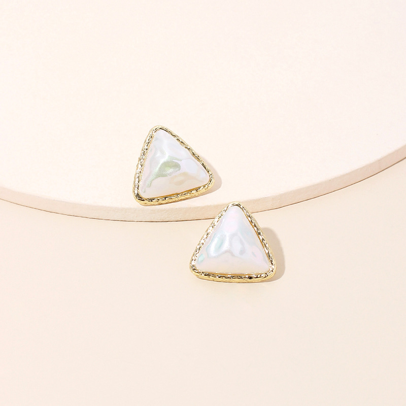 9g Weight Earrings Classification Wedding, Travel Occasion Human Face Pattern Women'S Gender Gold Color Simple Geometric Triangle Earrings Korean Pearl Earrings Wholesale Nihaojewelry 4