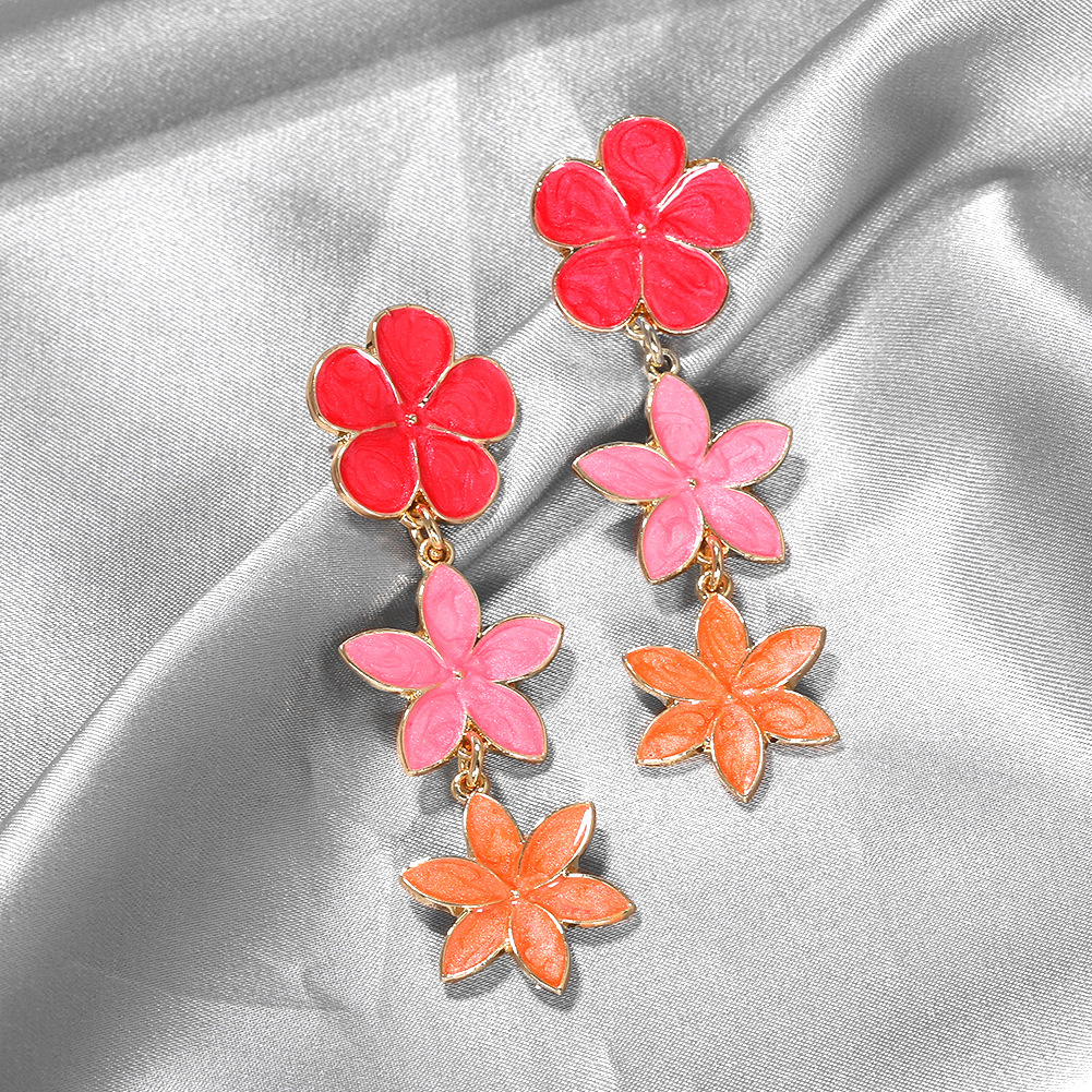 Hot-sale Korean Summer Earrings Floral   Earrings Girl Heart Small Jewelry Wholesale display picture 5