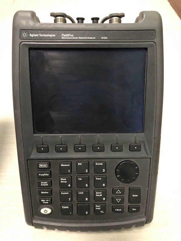 N9923A FieldFox портативный RF векторный сетевой анализатор 4 ГГц @ 6 ГГц @ 18 г