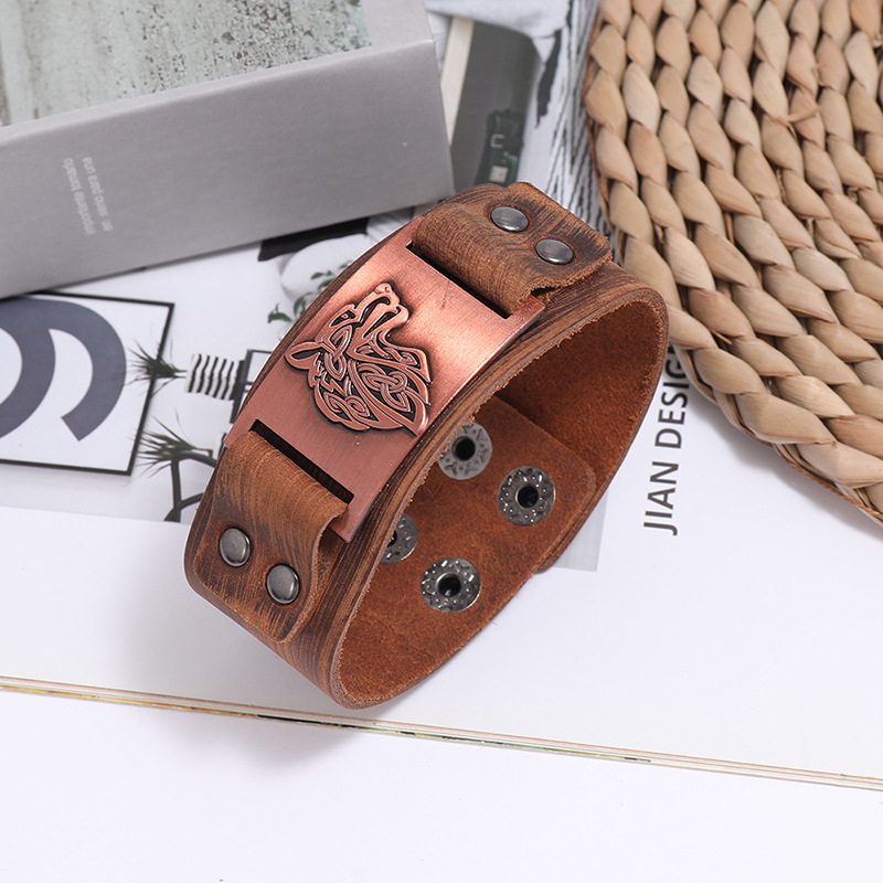 New cowhide wolf head menu0027s bracelet jewelry hot sale nihaojewelry