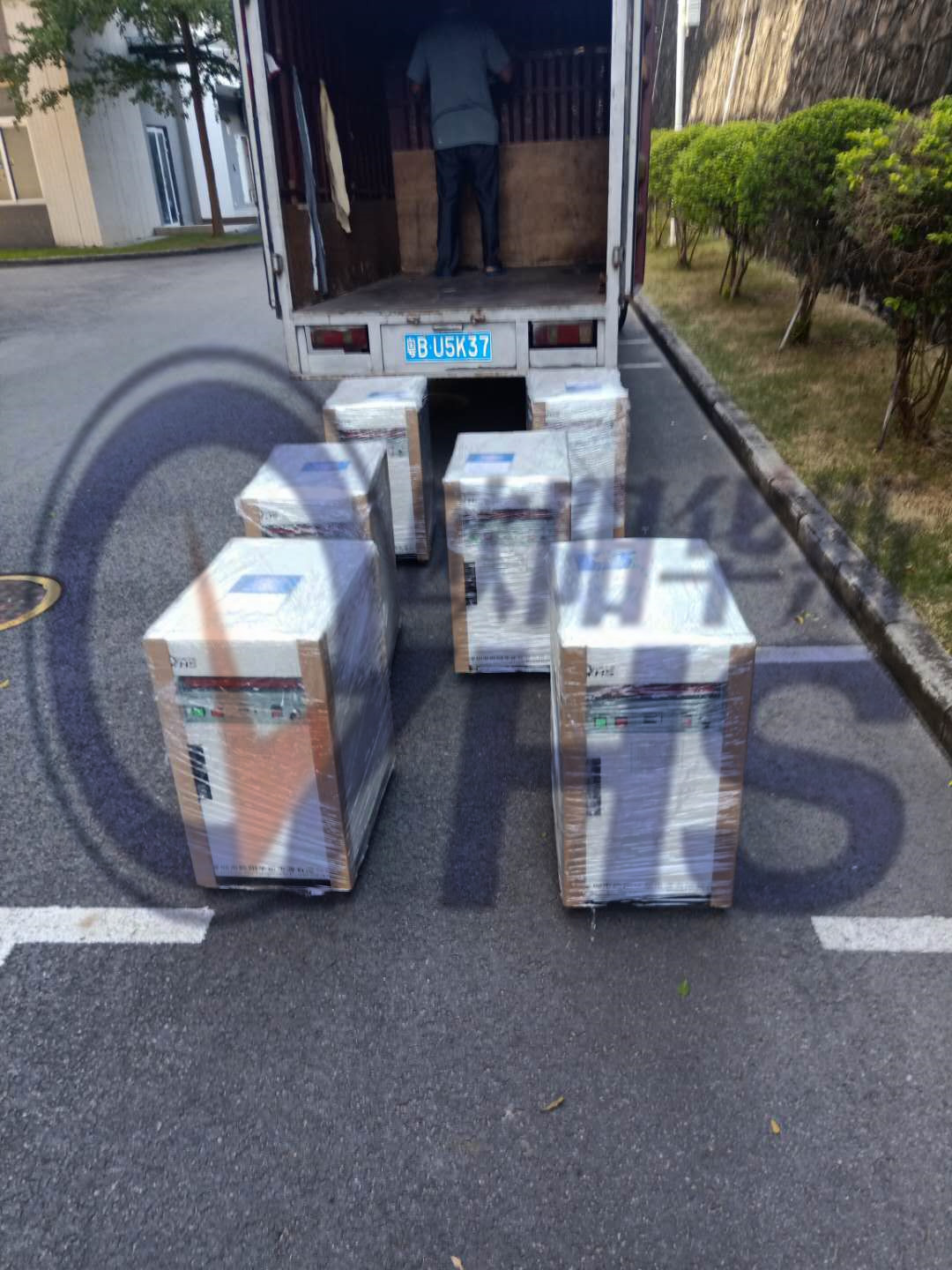 �ͻ�5KVA��Ƶ��Դ|���԰칫�����豸|220V/60HZ���