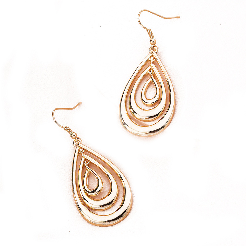 New Geometric Retro Exaggerated Three-layer Metal Earrings For Women display picture 5