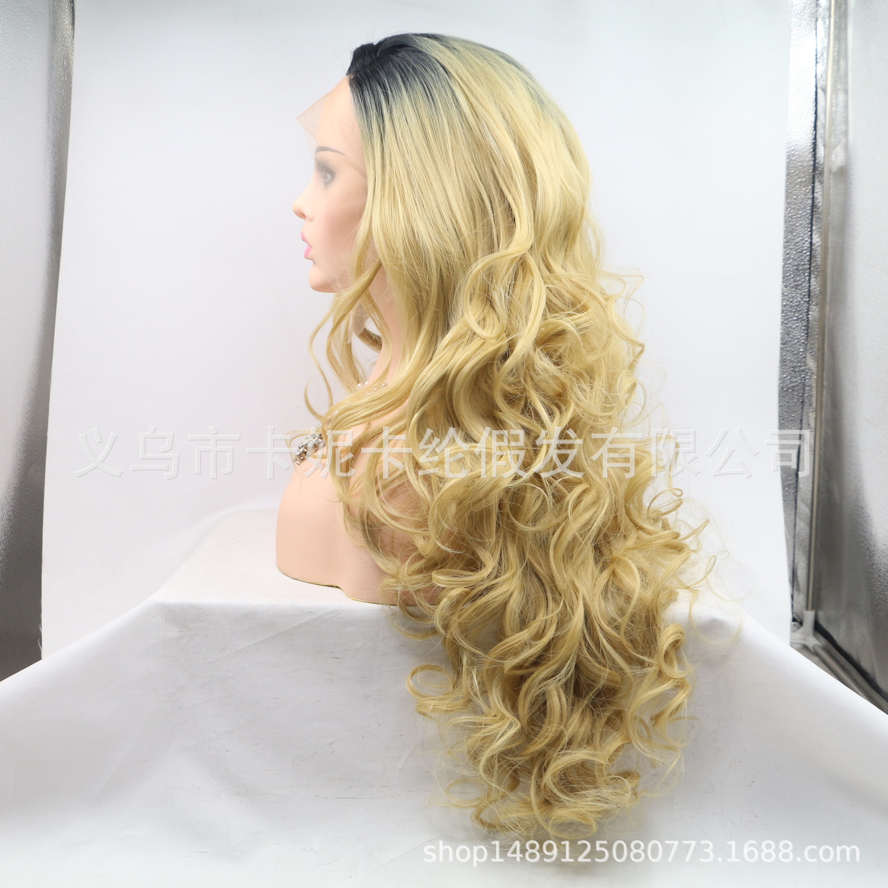 Damas tiñidas pelucas de encaje de cabello rizado largo negro marrón ondulado fibra química de alta temperatura pelucas