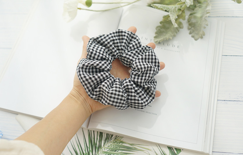 الكورية منقوشة نسيج القطن واسعة الحواف الشعر Scrunchies display picture 13