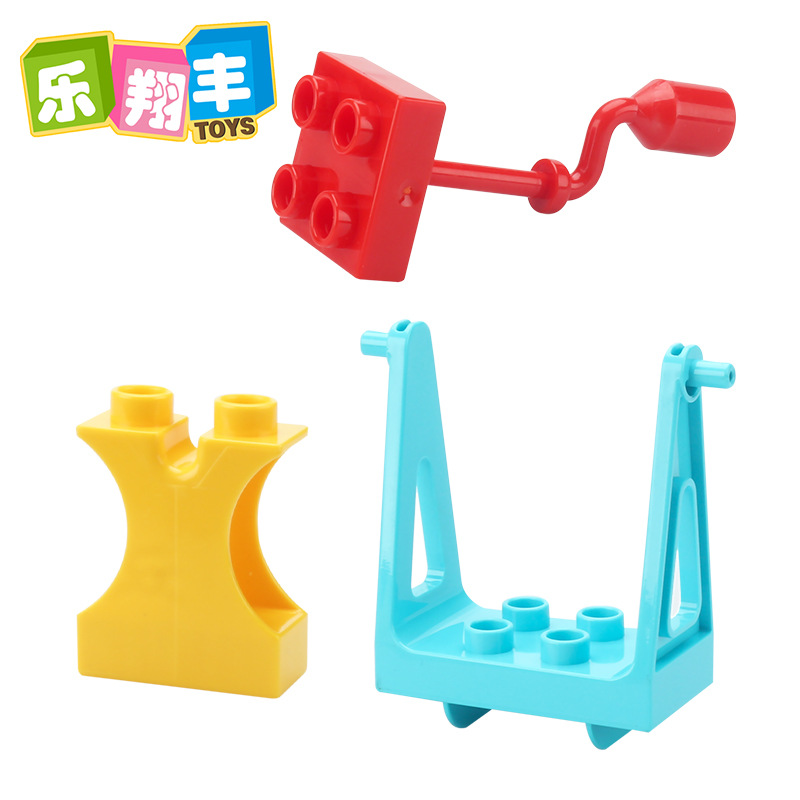 constructor with accessories