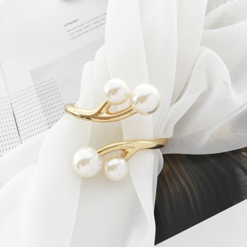 fashion alloy pearl open bracelet