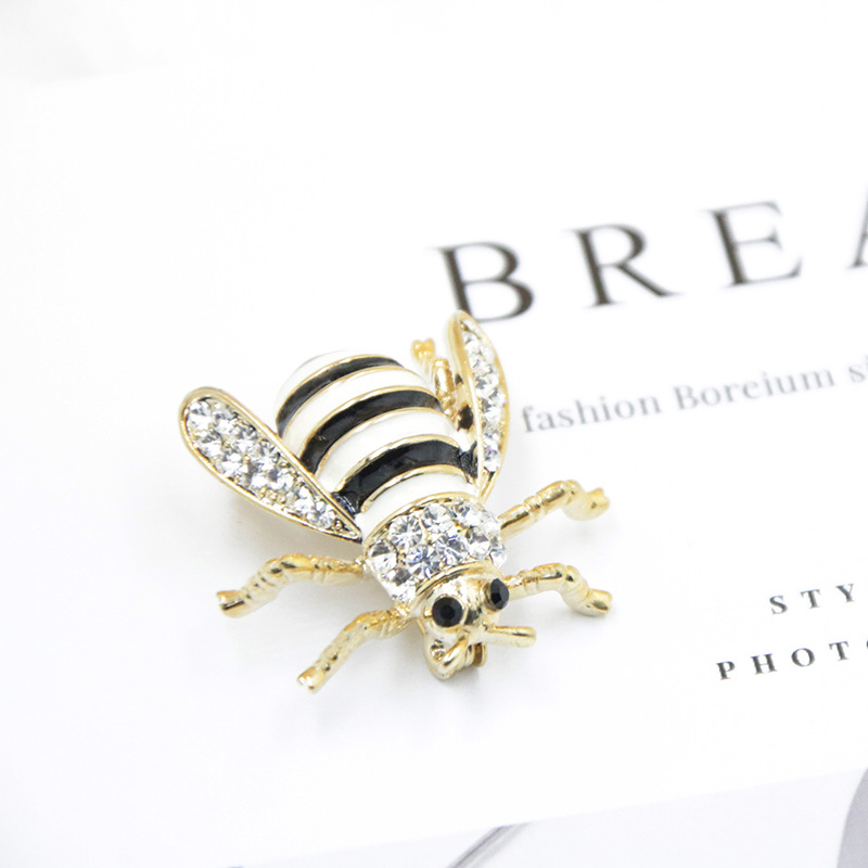 Daily Occasion Retro Pin Flower Imitation Pearl Alloy Enamel Rhinestones Women'S Brooches
