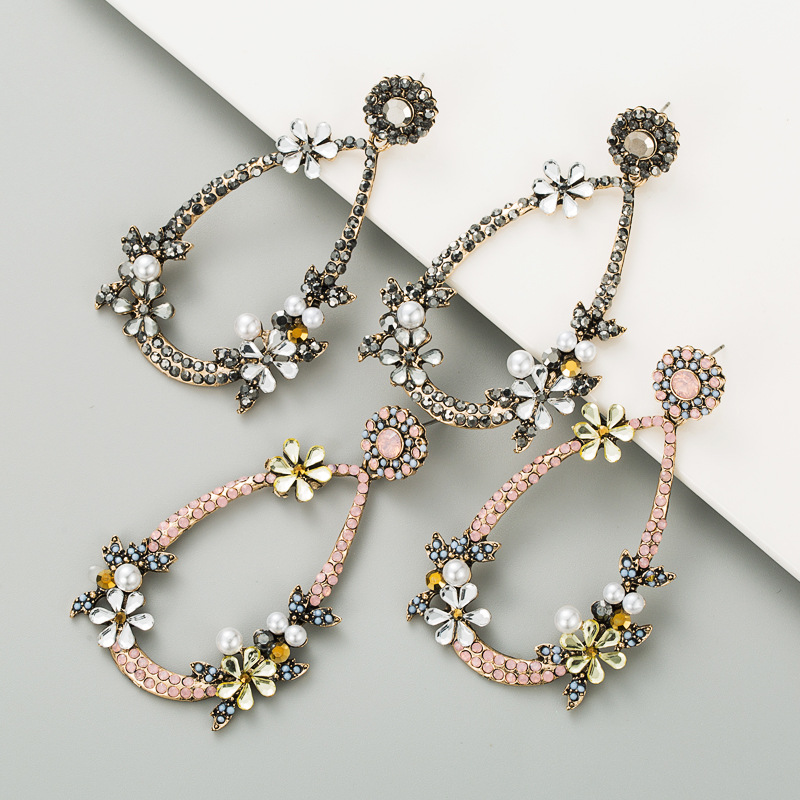 Flower Pearl Alloy Inlaid Rhinestone Long Earrings display picture 3