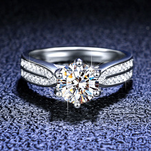 莫桑石戒指结婚求婚是S925纯银戒指六爪戒女星光皇后跨境