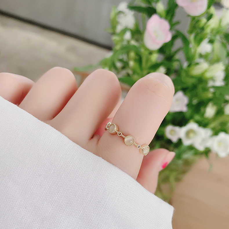 Hot Sale Small Round Ring Fashion Simple Finger Ring Wholesale Nihaojewelry display picture 1