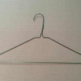 金属丝衣架一次性衣服挂仿金色喷漆衣架供应古铜色干洗店衣架