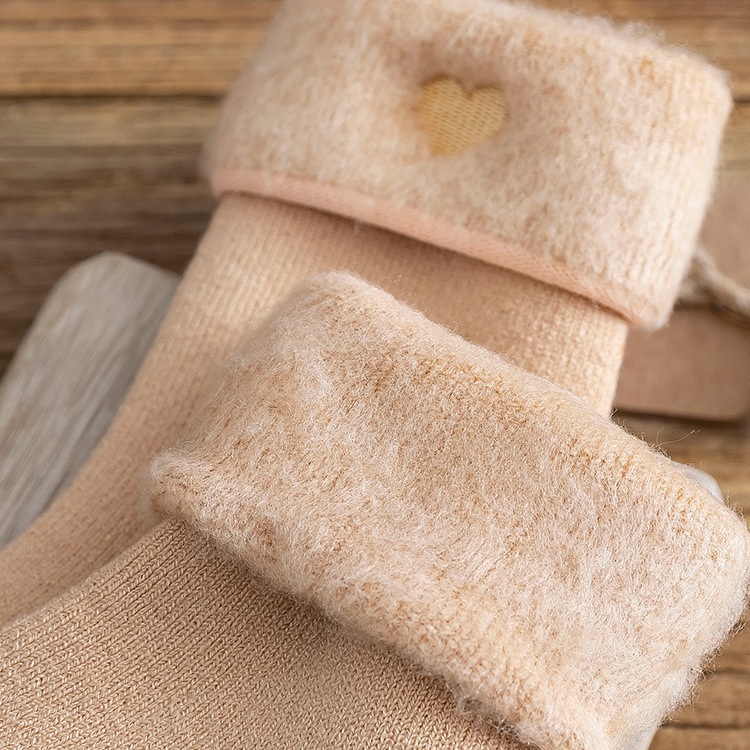 22911317930 628334584